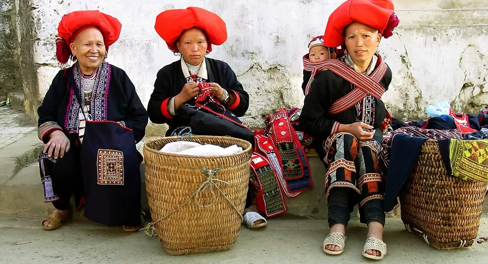 VIETNAM ADVENTURE