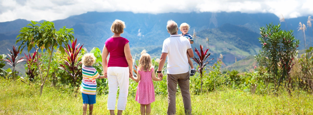 LAOS FAMILY ESCAPE